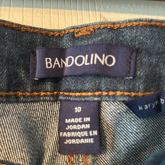 Bandolino Boyfriend Style Jeans - Picture 4 of 7